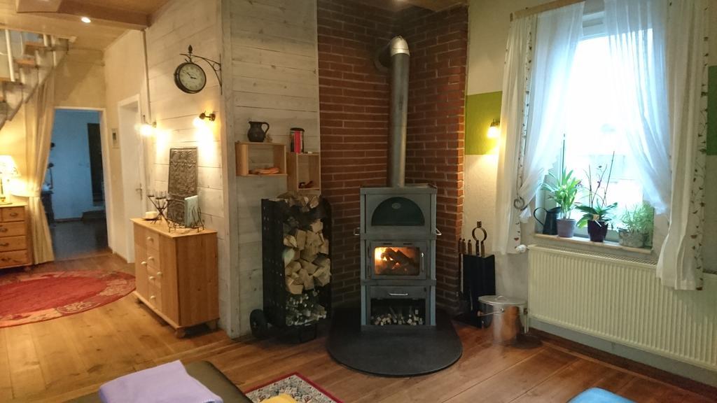 Ferienhaus Vom Bahratal Hausen  Εξωτερικό φωτογραφία
